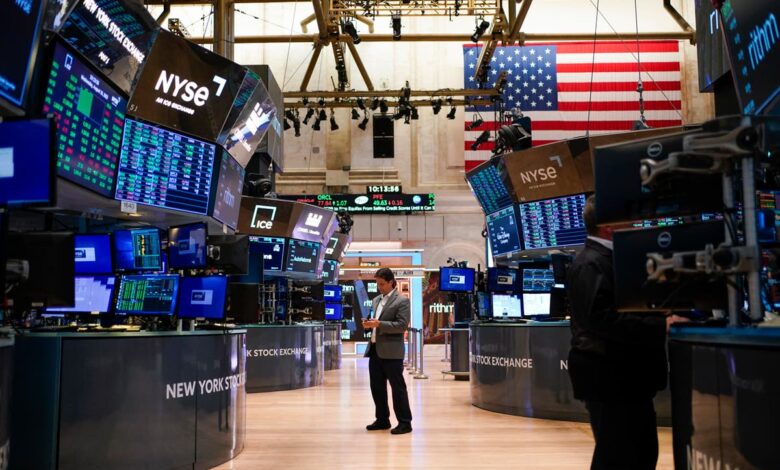 Dow Jones closes above 40,000 for first time in history amid hopes of Federal Reserve rate cut