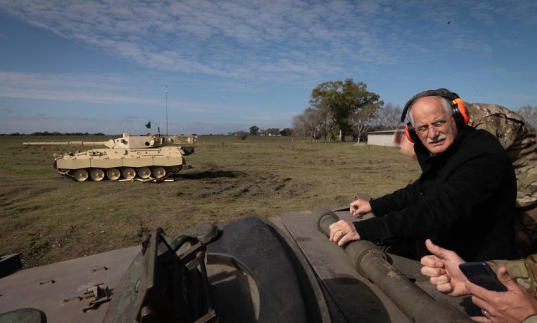 When will Argentina receive its modernized tanks?