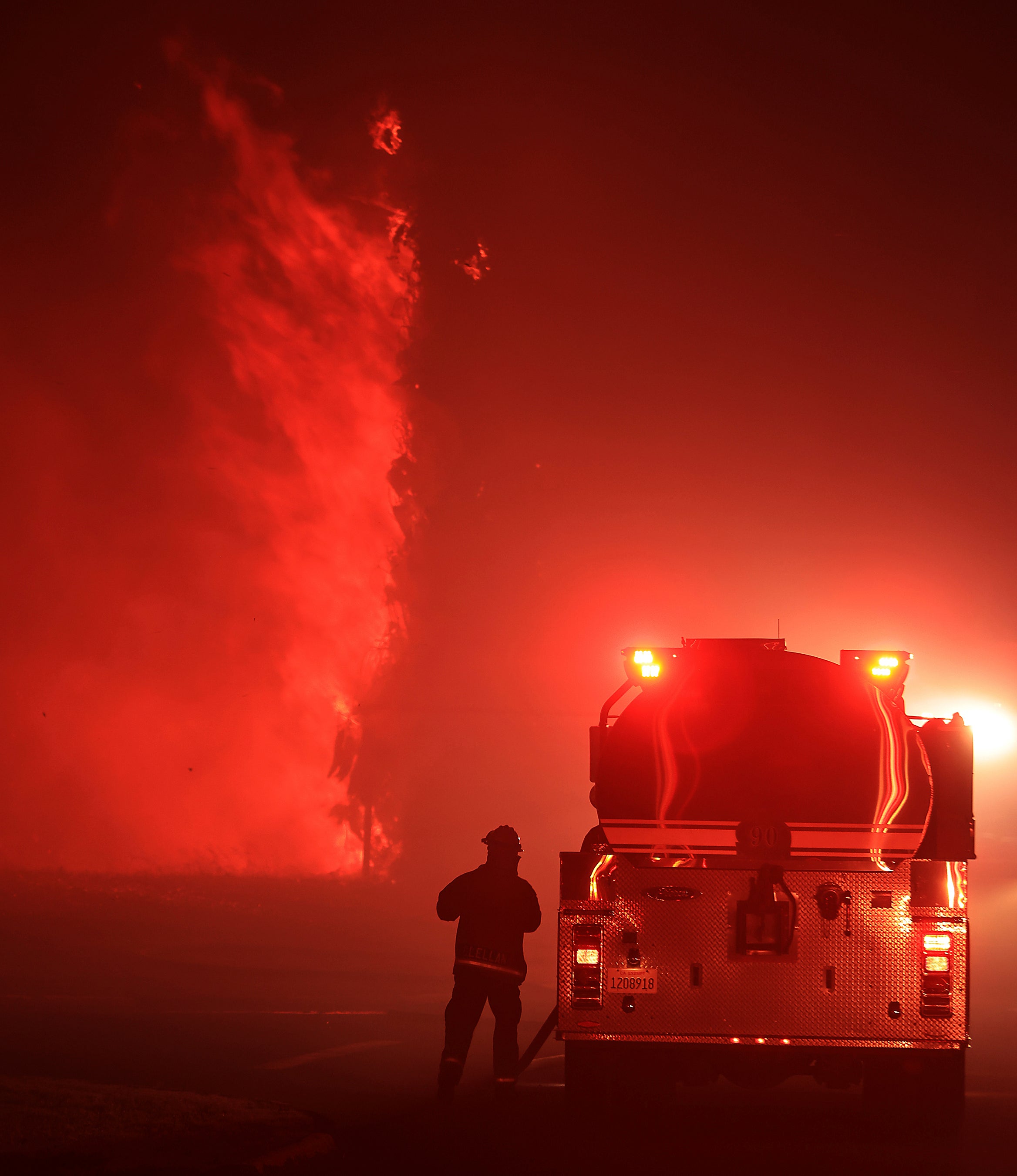 The hot weather comes as parts of the west coast, including in California, have already experienced wildfires