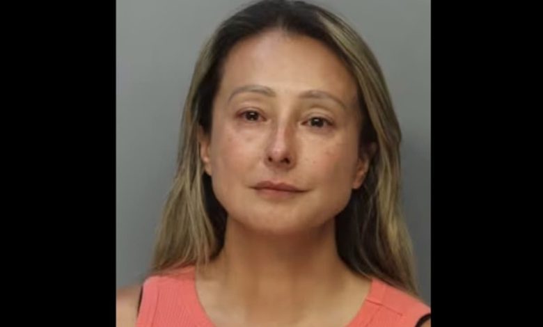 Woman busted giving Botox injections in Florida mall’s parking lot for 0 to 0, cops say