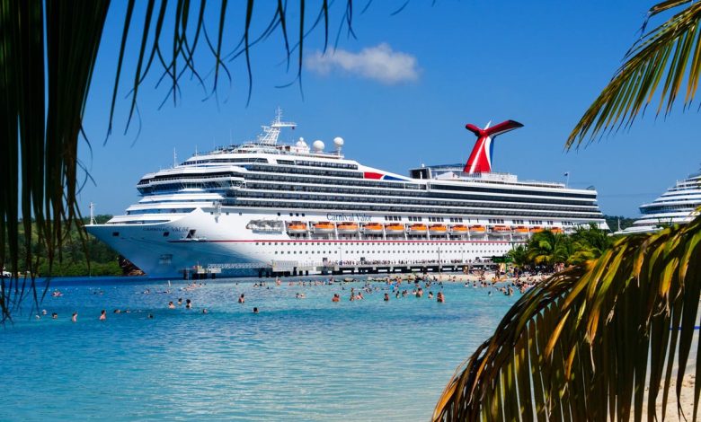 Mom heartbroken when scammer apparently cancels her Mother’s Day Carnival cruise just before trip