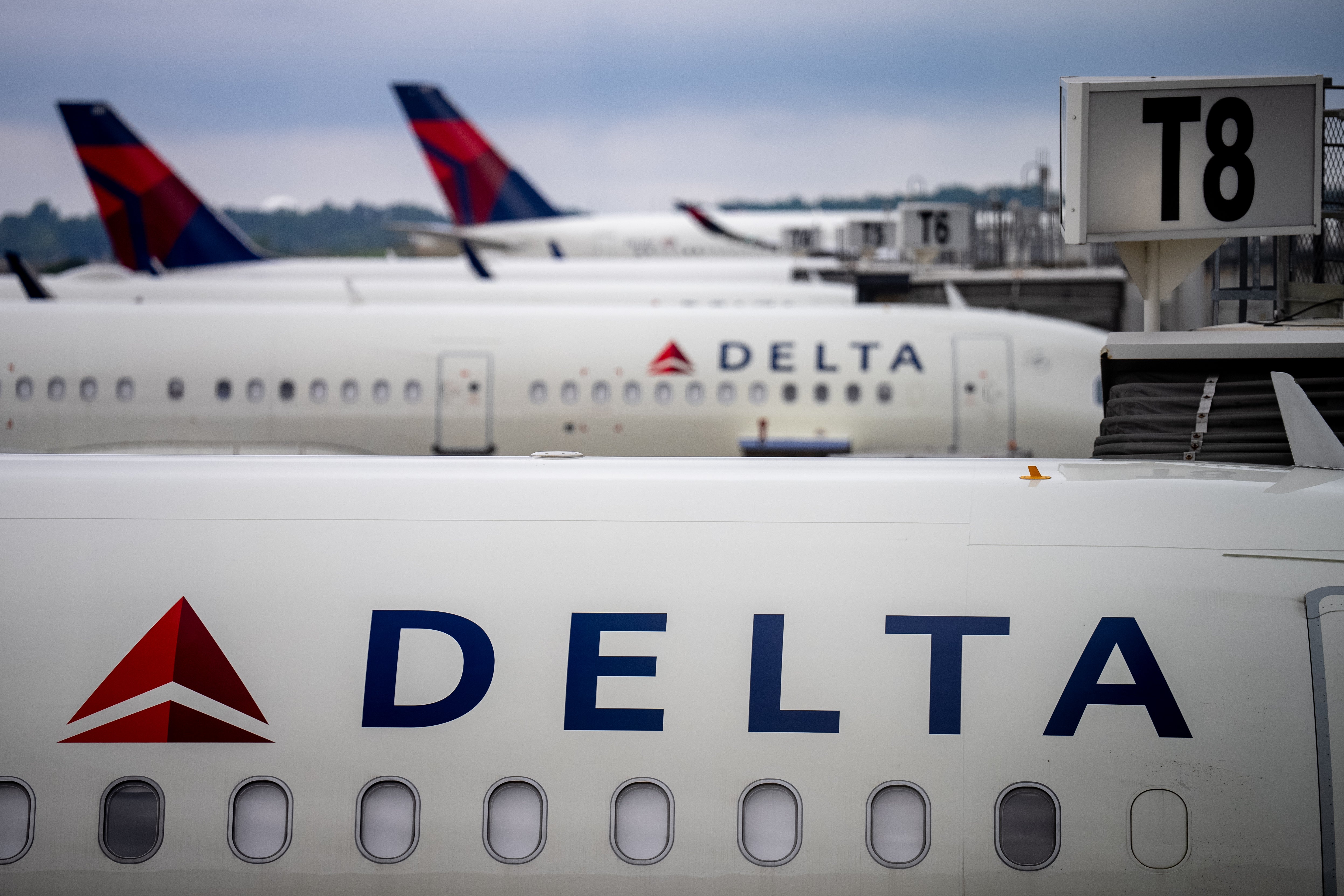 The Kiritchenkos finally made it back to Los Angeles aboard a Delta flight.