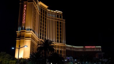 Vegas casino housekeeper stole more than 0,000 from guests’ rooms and was caught wearing victim’s bracelet, cops say