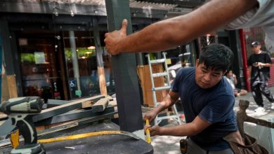 NYC’s outdoor dining era is over: Fewer than 3,000 restaurants apply for sidewalk seats under new rules