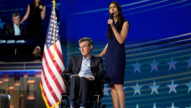 Former Obama staffer with ALS makes appeal for Harris at DNC