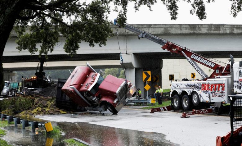 Debby live updates: 2 killed after storm makes landfall in Florida as hurricane