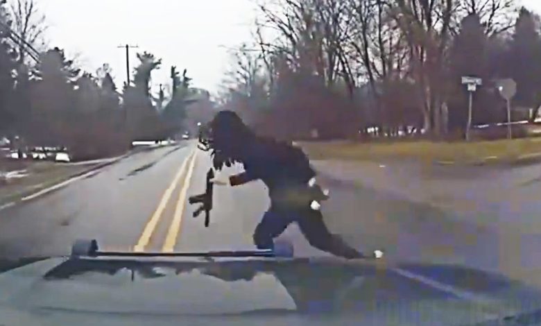 Dashcam Shows Southfield Police Officers Pursue and Arrest Armed Carjacking Suspect