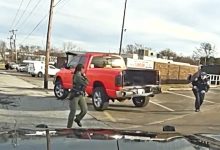 Traffic Stop Turns Into Pursuit and Shootout With Police in Fort Worth, Texas