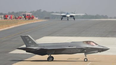 For India, it’s ‘Pick your fighter,’ as Delhi weighs US, Russian bids