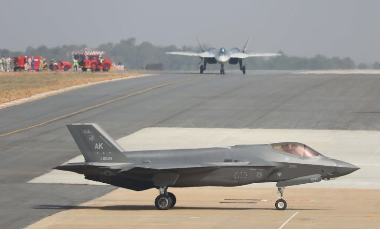 For India, it’s ‘Pick your fighter,’ as Delhi weighs US, Russian bids