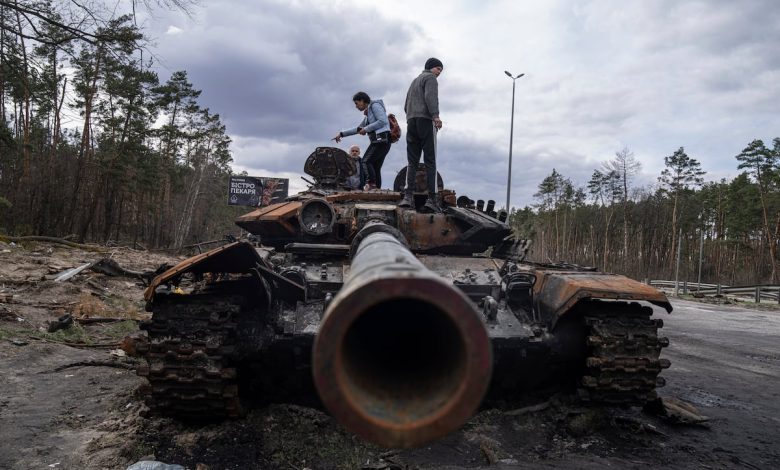 Lithuania to lay antitank mines along its borders with Belarus, Russia Lithuania to lay antitank mines along its borders with Belarus, Russia