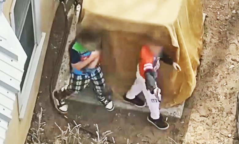 Two Young Kids Point Gun at Deputies During Standoff