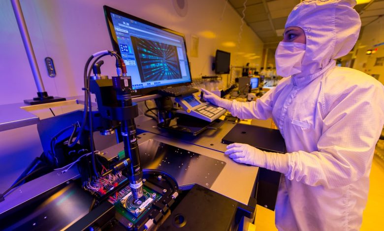 RTX delivers first radar to MDA that can track hypersonic weapons RTX delivers first radar to MDA that can track hypersonic weapons