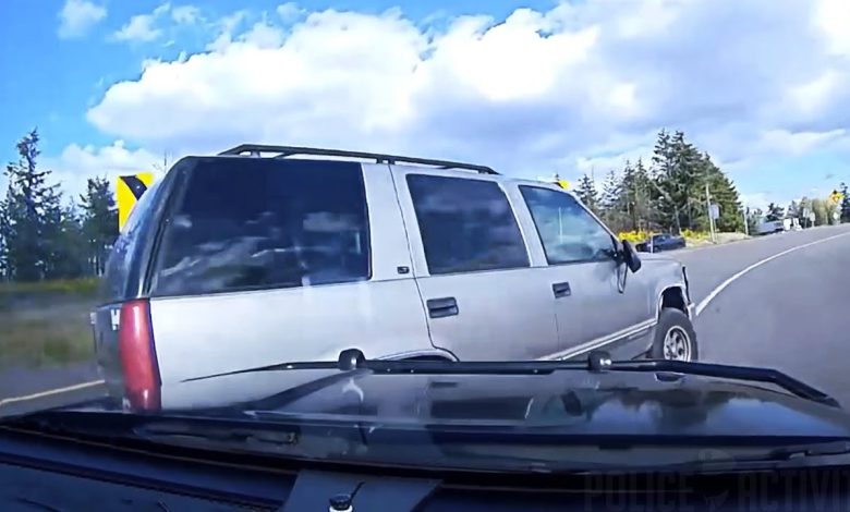 Deputy Uses PIT Maneuver to Stop Reckless Felon During Car Chase