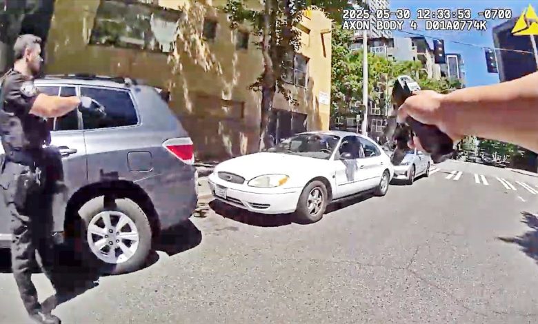 Seattle Officer Misses Shots at Suspect Who Pointed Gun During Foot Chase
