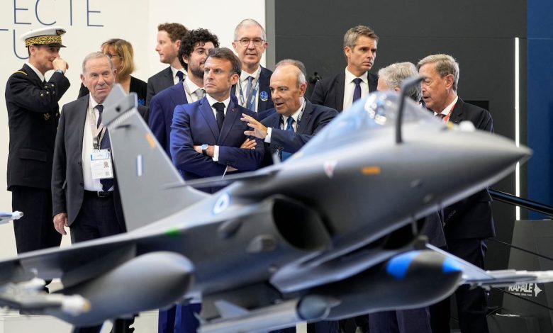 Paris Air Show goes big on defense amid war concerns Paris Air Show goes big on defense amid war concerns