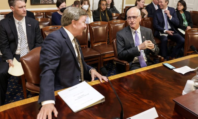 Bipartisan House proposal aims to speed up defense acquisition work Bipartisan House proposal aims to speed up defense acquisition work