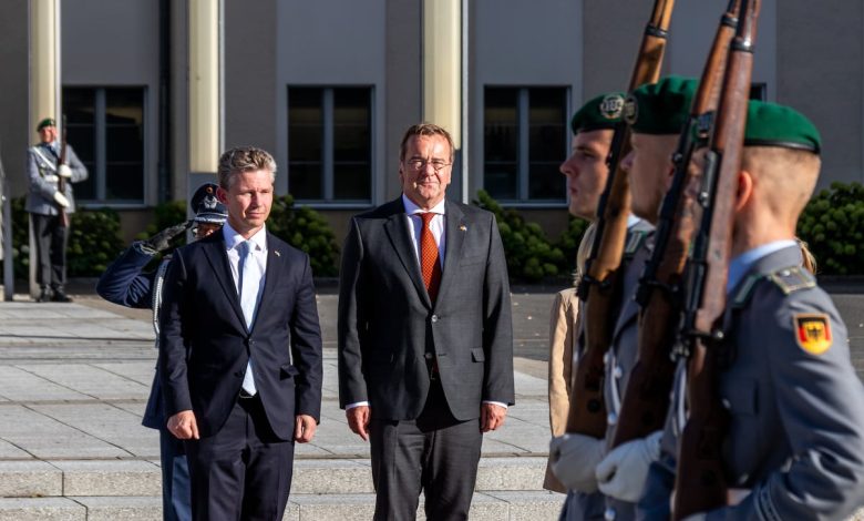 German defense boss urges ‘prudence’ over airspace breaches by Russia
