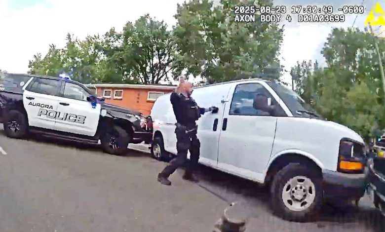 Car Theft Suspect Tells Police He’ll Surrender After He Finishes Cigarette