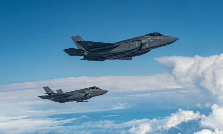 Pentagon awards contract for newest F-35s Pentagon awards contract for newest F-35s