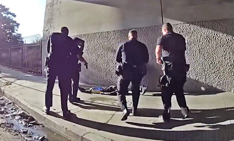 LAPD Cop Shoots Man Who Aimed a Replica Gun