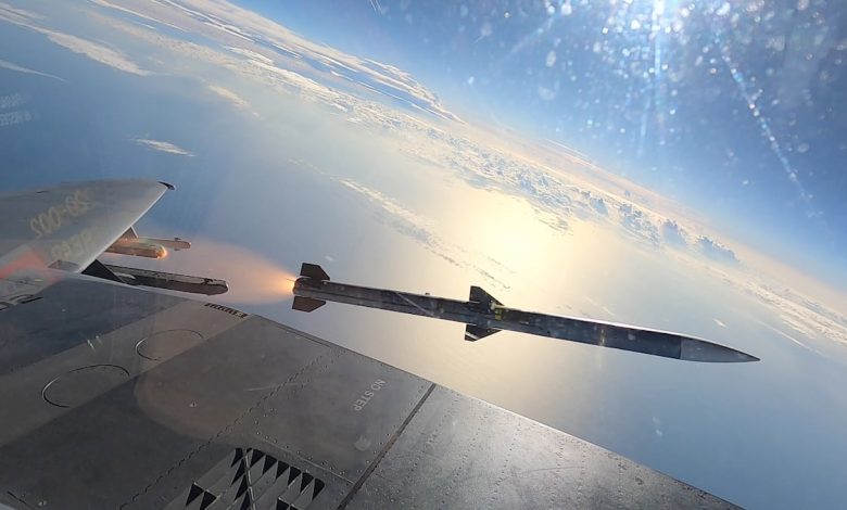 Netherlands mulls local production of Raytheon’s Amraam missile