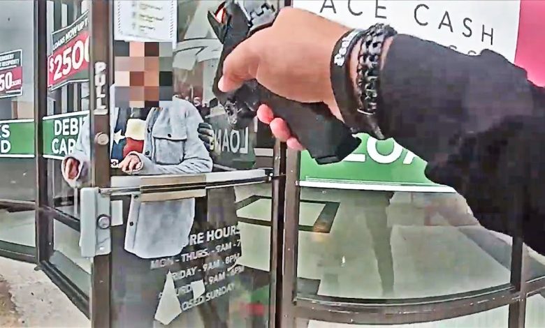 Houston Officer Shoots Suspect Holding Clerk at Gunpoint