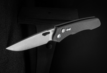 Real Steel Design Team Offers Griffin Model an Ultimatum