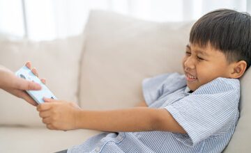 Nearly One Million UK Toddlers Hooked on Social Media Nearly One Million UK Toddlers Hooked on Social Media