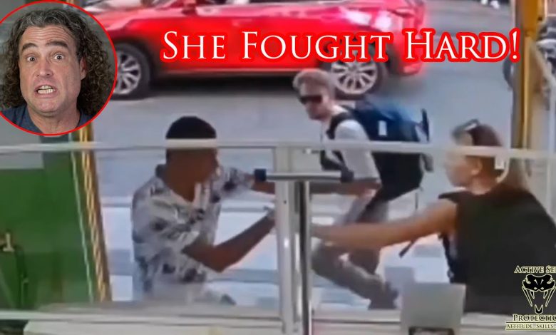 High Responding American Woman Fights Armed Mugger in Colombia