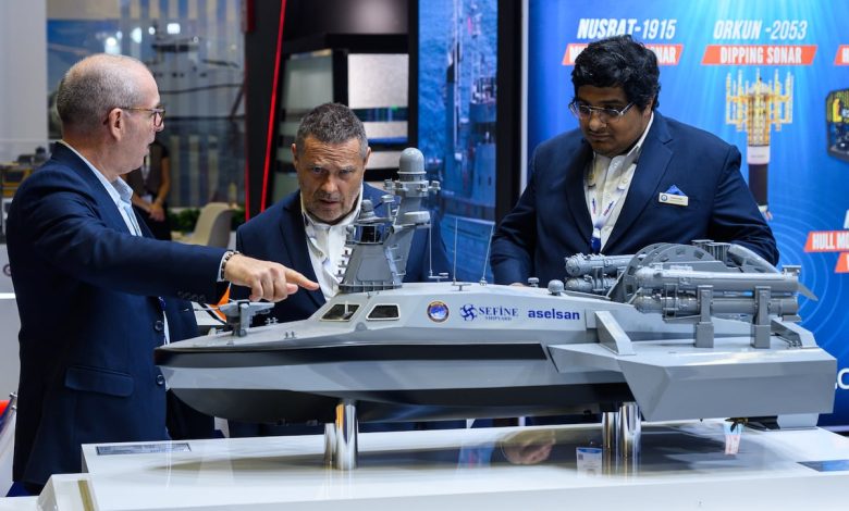 Turkey, Qatar deepen defense ties with multiple deals at naval expo