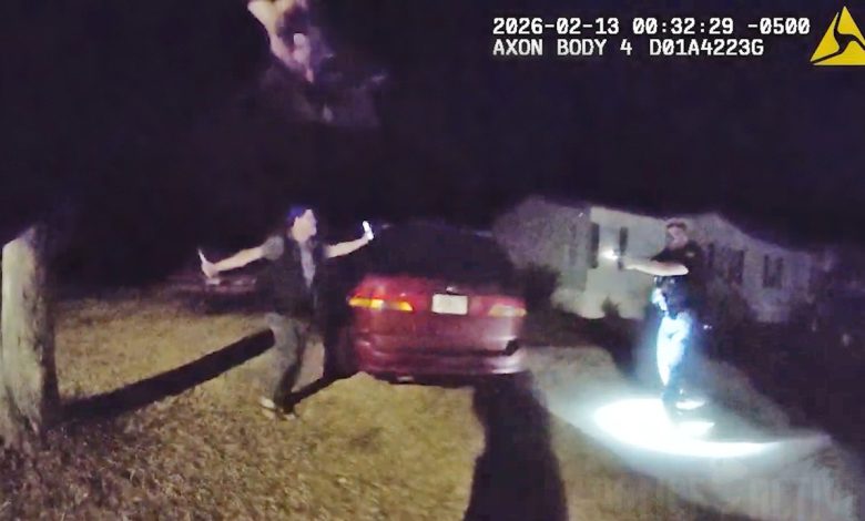 Jacksonville Officers Fire as Knife-Wielding Man Moves Toward Them