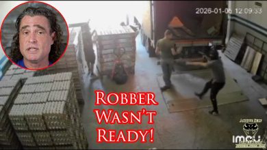 Picture Perfect Disarm of Armed Robber Caught on Camera