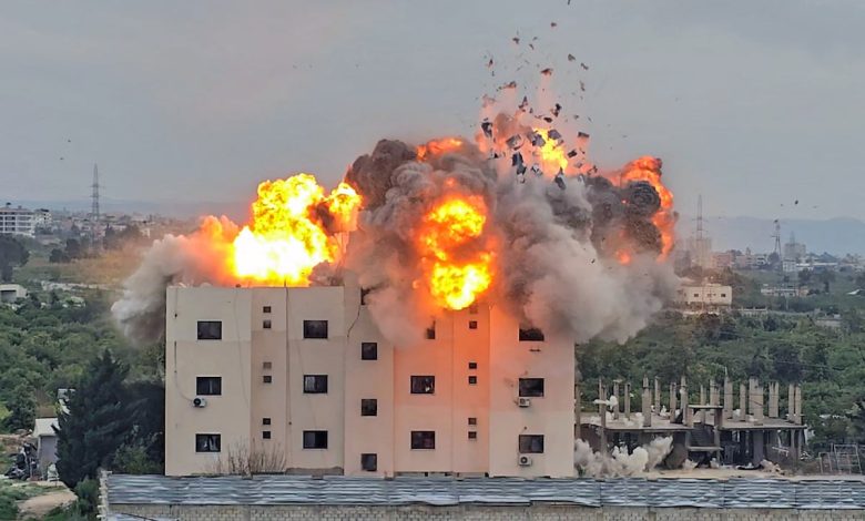 Lebanese government tries to avoid internal strife amid Israeli bombardment