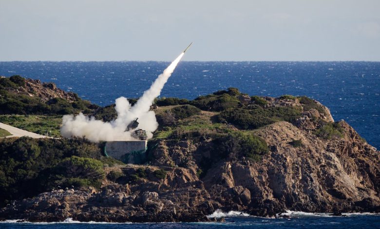 France nears rocket artillery decision, plans ballistic missile by 2035