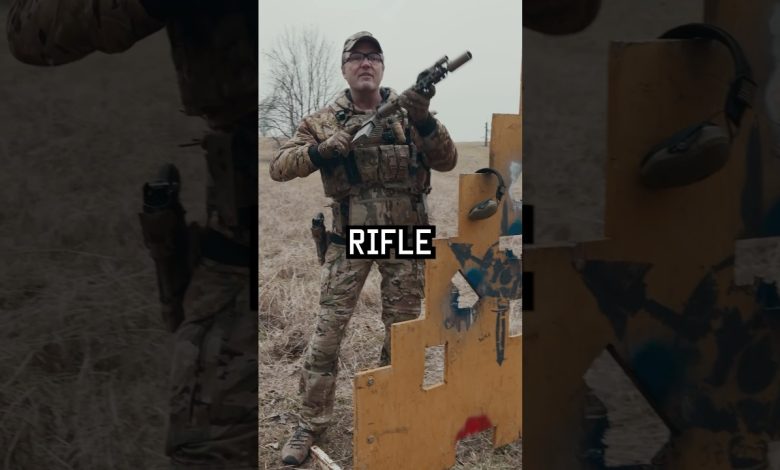 Opinion: Reload Rifle or Switch To Pistol? #specialforces #shorts #military #army