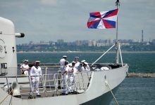 Dutch broadcaster tracks carrier-group frigate with Bluetooth gadget