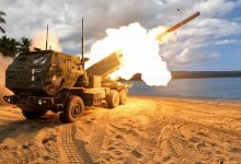 US Marines help gun down beach invaders in simulated Philippines defense