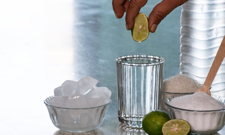 Homemade Electrolyte Solutions for Illness and Heat – Survivopedia