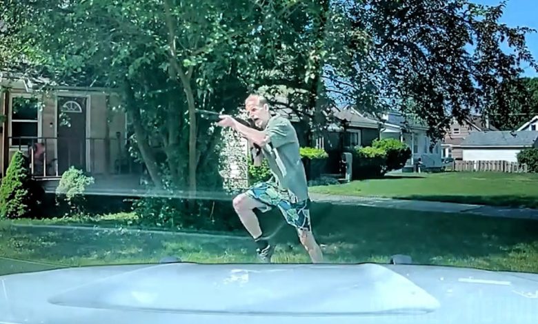 Toledo Officers Shoot Suspect Pointing Shotgun at Them