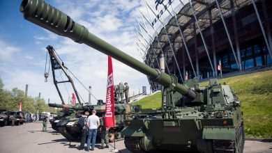 Poland spends .5 billion in EU-backed loans on heavy army weapons