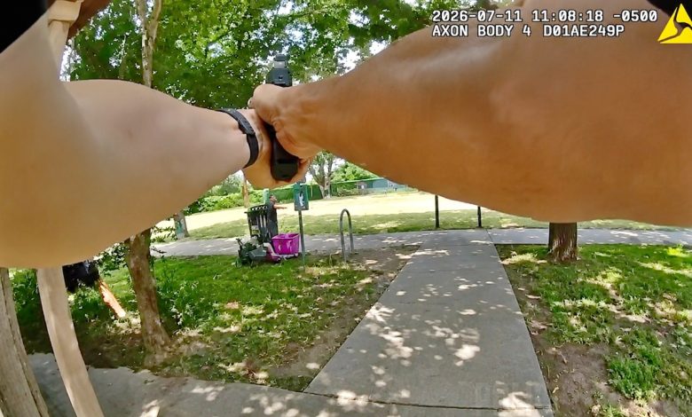 Foot Chase Ends When Suspect Points Gun at Austin Officers