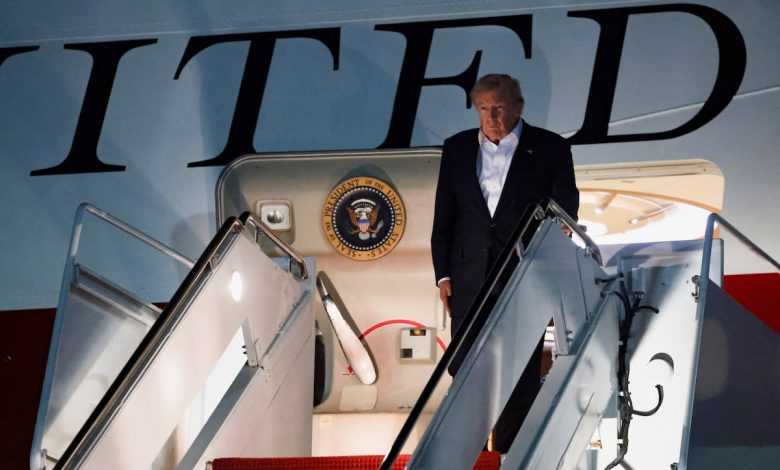 Trump swaps planes via catering truck after Iranian threats, reports say Trump swaps planes via catering truck after Iranian threats, reports say