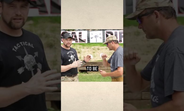 WATCH THIS before FIGHTING SOMEONE with A KNIFE #selfdefense #shorts #knife #tactics #reels