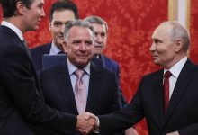 Putin Meets With US Envoys at the Kremlin for Renewed Talks on Ending the War in Ukraine