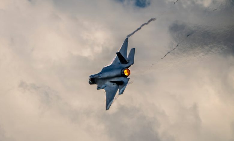 US clears way for .3 billion fighter jet sale to Saudi Arabia