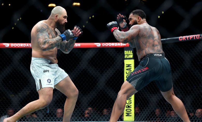 Marine veteran wins in a quick upset at UFC 331
