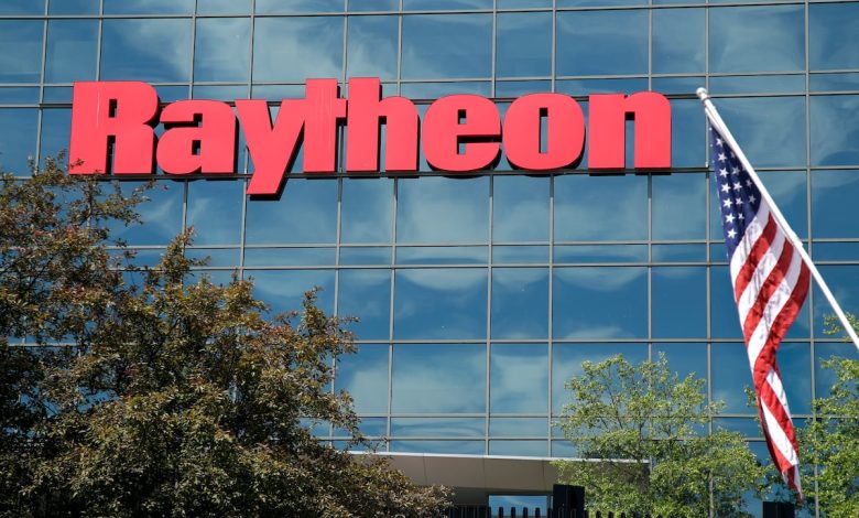 Pentagon awards Raytheon up to .7 billion to nearly double AMRAAM production Pentagon awards Raytheon up to .7 billion to nearly double AMRAAM production