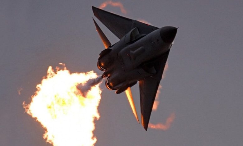 The F-111B Was Supposed to Be a US Navy Aircraft Carrier Fighter. It Exceeded 80,000 Pounds, Needed a Wingspan 7 Feet Wider Than the Air Force Version Just to Slow Down Enough to Land, and the Navy Walked Away in May 1968.