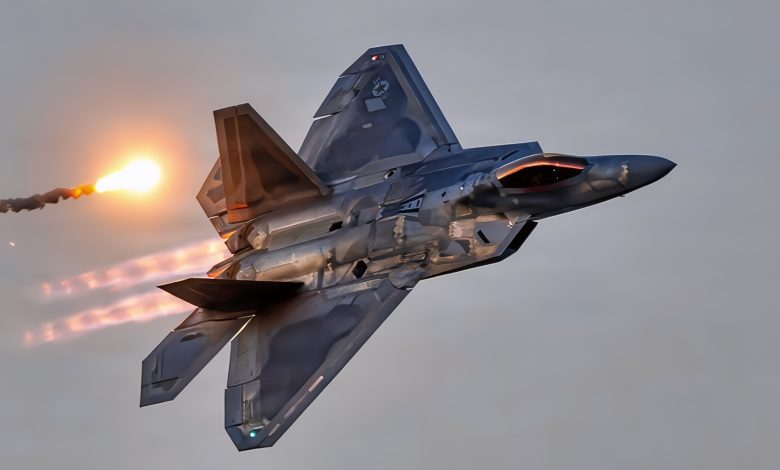 Stealth Fighter Down: 4,000,000 F-22 Raptor Was ‘Shot Down’ By Navy EA-18G Growler Electronic Warfare Plane